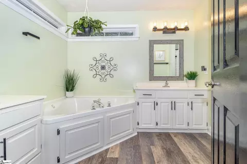 Bath - 108 Lockaby Rd, Pelzer, SC 29669 photo 1 of 4