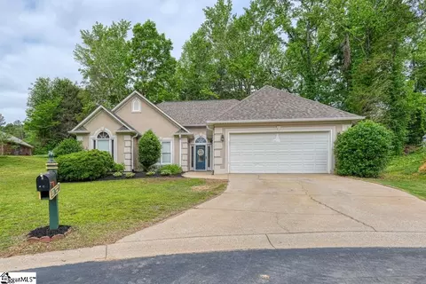 535 Yorktown Pl, Moore, SC 29369