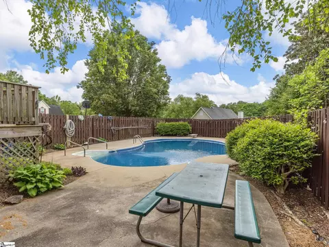 101 Jamestown Ct, Moore, SC 29369 photo 3