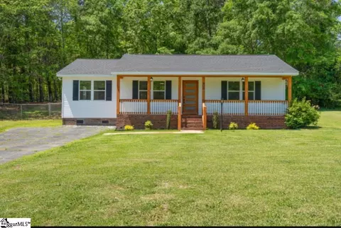406 Campbell Ave, Landrum, SC 29356