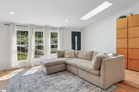 Living - 318 Frontier Dr, Easley, SC 29640 photo 1 of 2