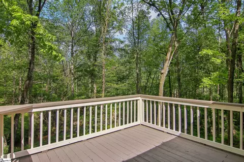 Exterior - 318 Frontier Dr, Easley, SC 29640 photo 4 of 7