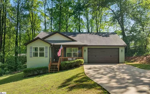 257 Brookdale Dr, Lyman, SC 29365