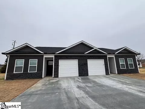 804806 Berry Rd, Boiling Springs, SC 29316