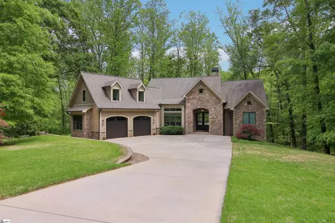 109 Sugarmill Ln, Moore, SC 29369