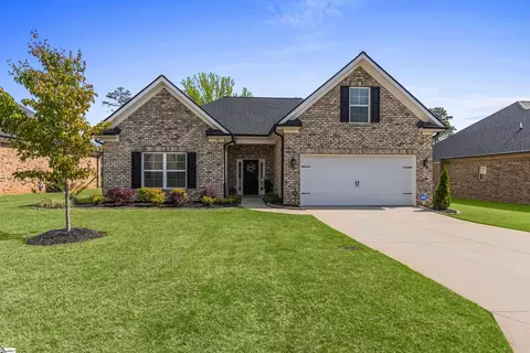 305 Fox Brook Ct, Taylors, SC 29687