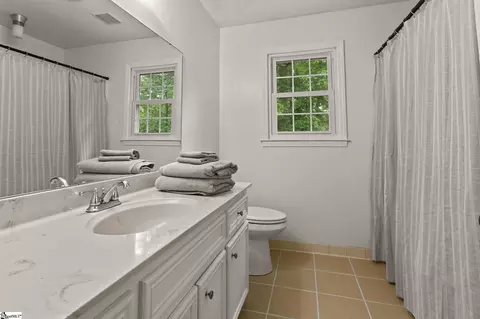 Bath - 116 Saddle Tree Ct, Greer, SC 29650 photo 2 of 3
