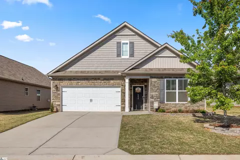 550 Castleby Dr, Duncan, SC 29334