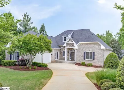 7 Broadstone Ct, Simpsonville, SC 29681