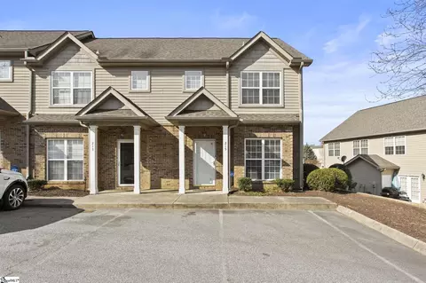 215 Ashby Dr, Greenville, SC 29609