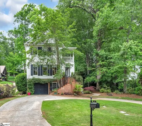 59 Rock Creek Dr, Greenville, SC 29605