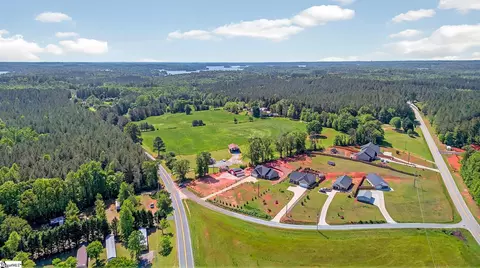 View/Area - 566 Linking Rd, Seneca, SC 29672 photo 1 of 8