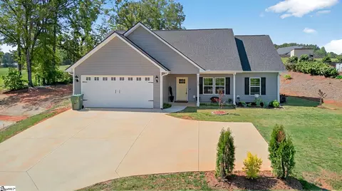 Exterior - 566 Linking Rd, Seneca, SC 29672 photo 4 of 7