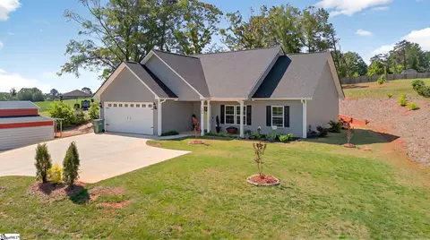 Exterior - 566 Linking Rd, Seneca, SC 29672 photo 5 of 7