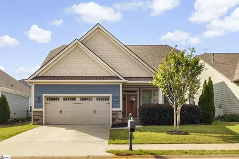 180 Bur Oak Dr, Taylors, SC 29687