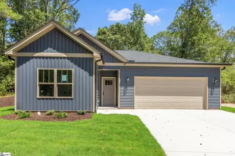 24 Robin Hood Rd, Taylors, SC 29687