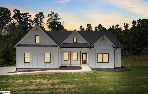 440 New Harrison Bridge Rd, Simpsonville, SC 29680