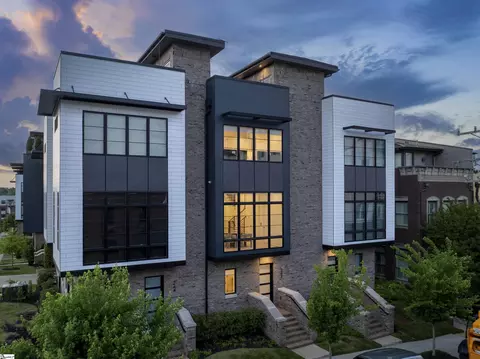 242 Rhett St, Greenville, SC 29601