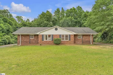 207 James St, Spartanburg, SC 29301