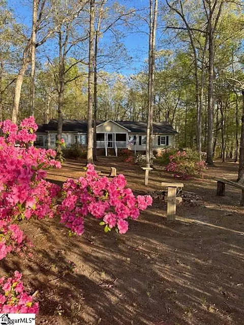 211 Riley Rd, Easley, SC 29642