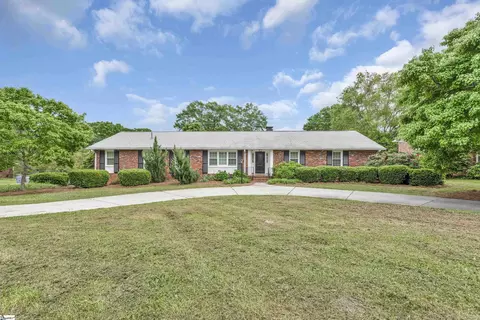 308 Leyswood Dr, Greenville, SC 29615