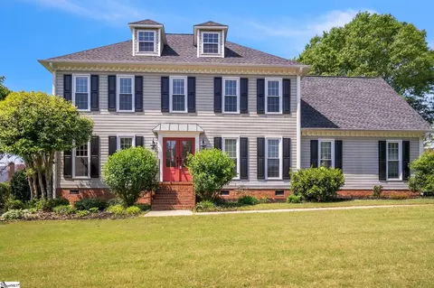 320 Chenoweth Dr, Simpsonville, SC 29681
