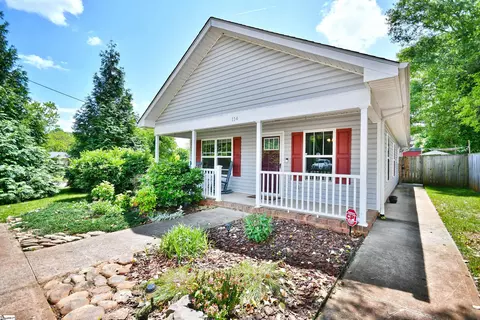 114 Scott St, Greenville, SC 29609