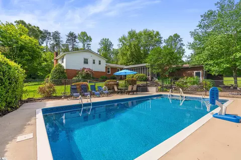 225 E Powers Dr, Easley, SC 29640 photo 30
