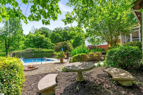225 E Powers Dr, Easley, SC 29640 photo 33