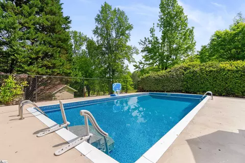 225 E Powers Dr, Easley, SC 29640 photo 32