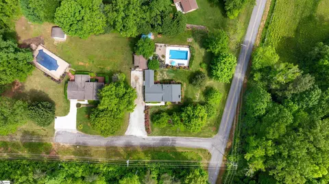 225 E Powers Dr, Easley, SC 29640 photo 40