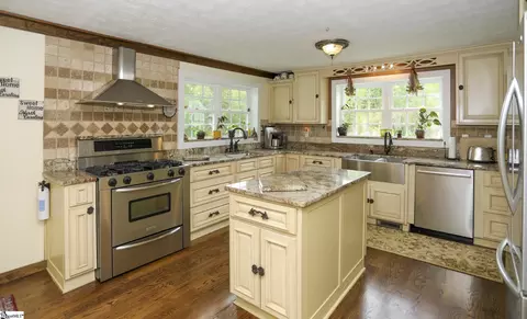 371 Store Rd, Easley, SC 29640 photo 24