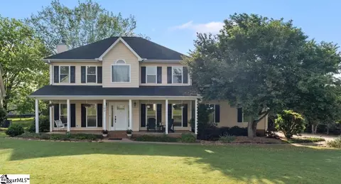 102 Laurens Ct, Anderson, SC 29621