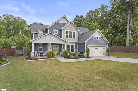 324 Runion Lake Ct, Taylors, SC 29687