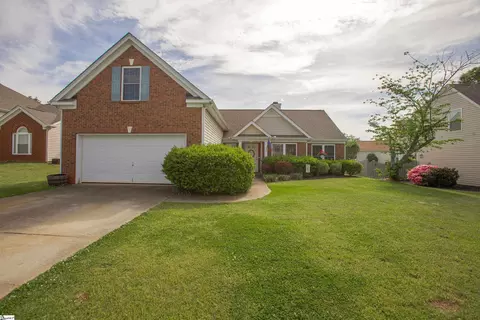 104 Ashby Cross Ct, Greer, SC 29651