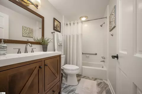 Bath - 354 Jasmine Ln, Tryon, NC 28782 photo 1 of 6