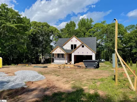 340 Bagwell Rd, Greenville, SC 29615