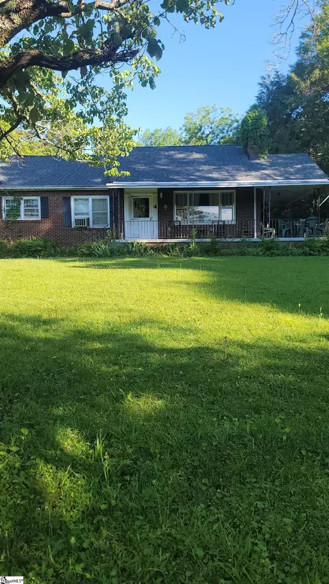 4 Bagwell Ave, Greenville, SC 29611