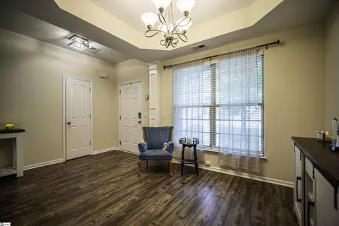 Entry Way - 20 Killarney Ln, Greer, SC 29650 photo 1 of 7