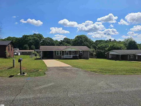 209 Range View Rd, Anderson, SC 29626 photo 3