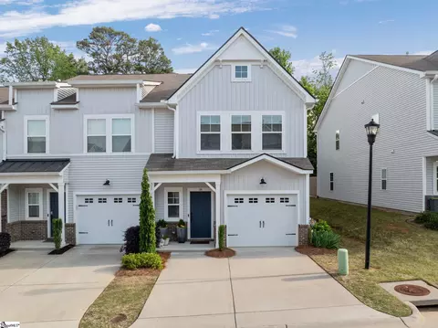 14 Jaycee Ct, Greenville, SC 29607