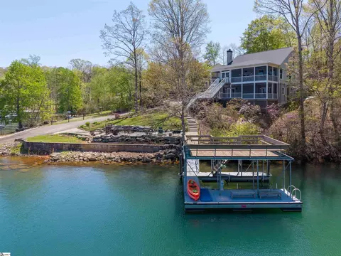 1274 Mooring Line Dr, Seneca, SC 29672
