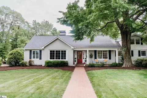 46 Riverside Dr, Greenville, SC 29605