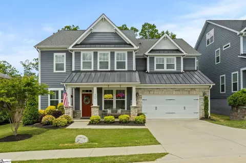 916 Lockhurst Dr, Simpsonville, SC 29681