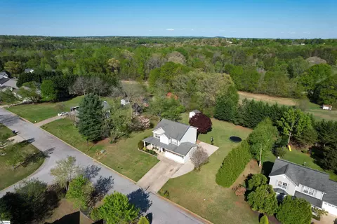 46 Rustcraft Dr, Greer, SC 29651 photo 6