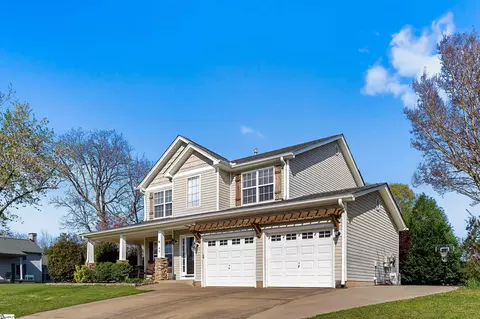 46 Rustcraft Dr, Greer, SC 29651 photo 2