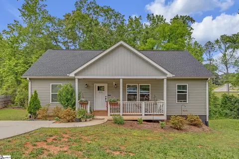 219 Fleetwood Dr, Greenville, SC 29605