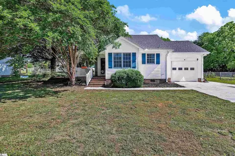 111 Canvas Back Ct, Anderson, SC 29626