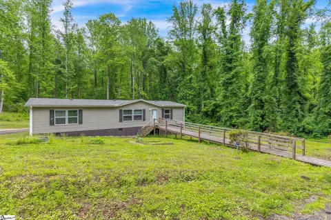 21 Hughes Rd, Greenville, SC 29611