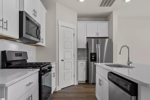Kitchen - 620 Millwright Way, Greer, SC 29651 photo 1 of 2